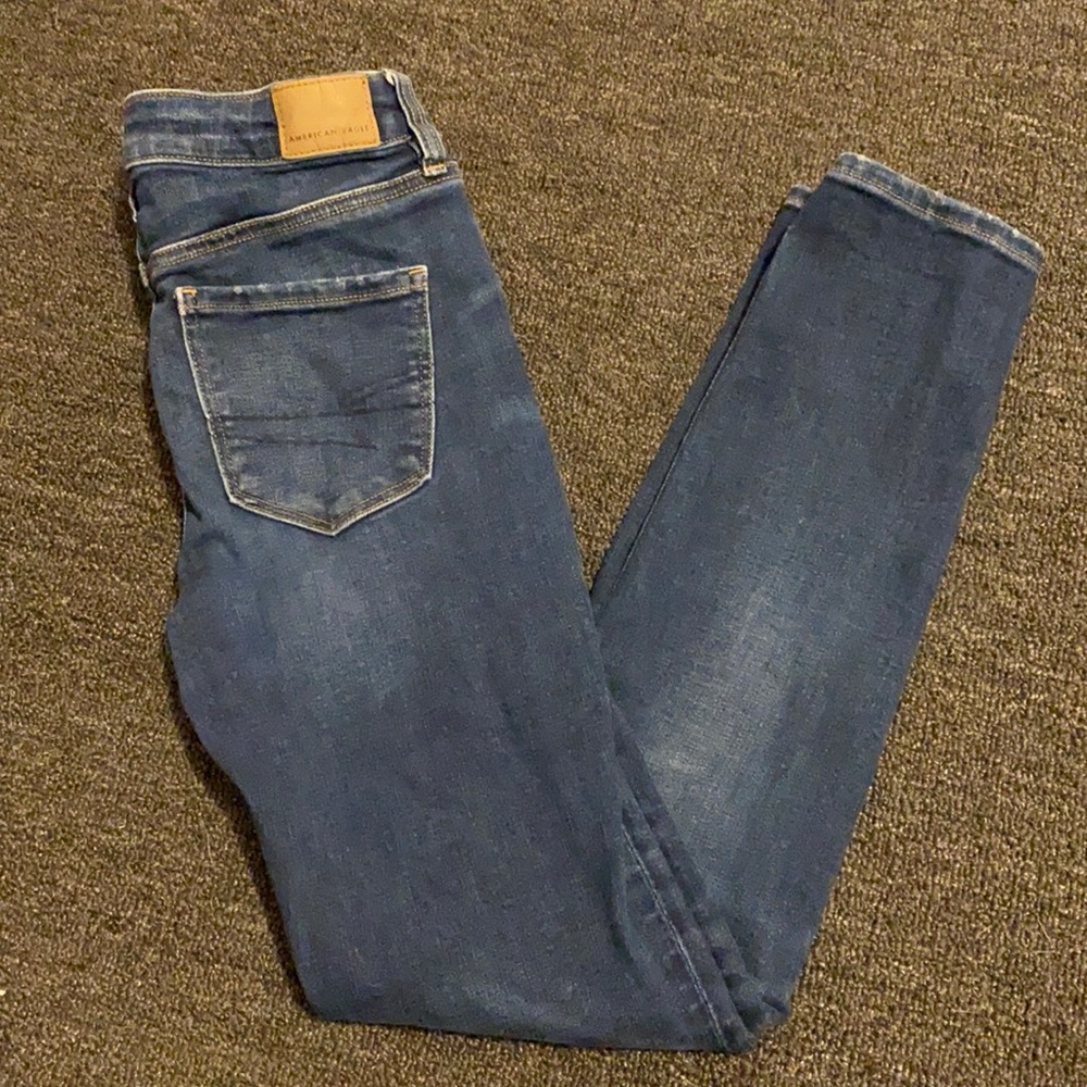 Women’s AE skinny jeans, size 4 regular